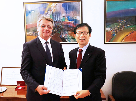 K-sure signed a MOU on financial cooperation with the Eximbanka SR of the Slovak Republic